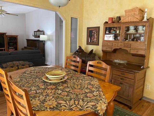 River Falls Lodging -Black Hills, South Dakota Hot Springs Extérieur photo